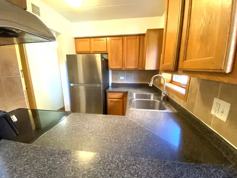 Kitchen - 239 W 18th St #3A, Chicago, IL 60616 photo 2 of 2