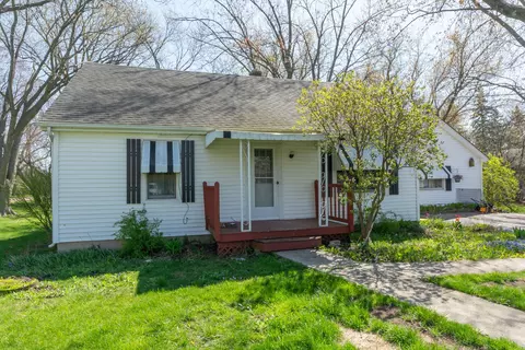 38231 N Russell Ave, Beach Park, IL 60087