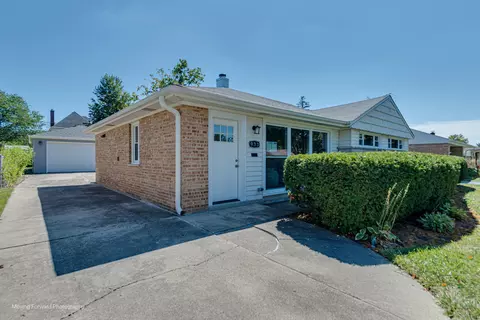 933 S 6th Ave, Des Plaines, IL 60016 photo 26