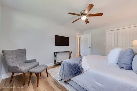 933 S 6th Ave, Des Plaines, IL 60016 photo 16