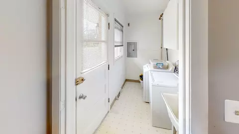 Other - 589 N Willow Rd, Elmhurst, IL 60126 photo 4 of 5
