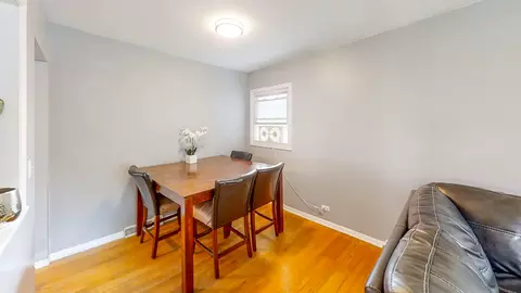 Dining - 589 N Willow Rd, Elmhurst, IL 60126 photo 1 of 1