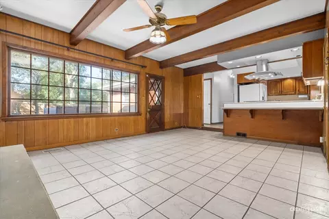 Living - 1800 E Algonquin Rd, Des Plaines, IL 60016 photo 6 of 6