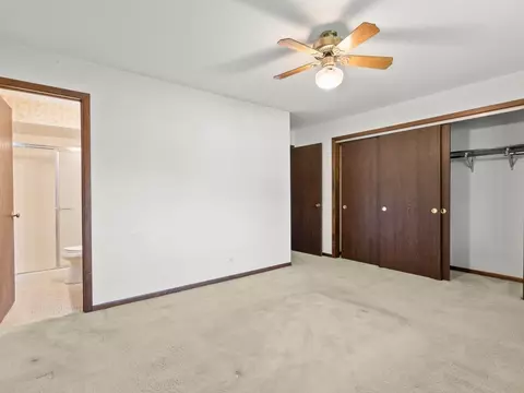 Bedroom - 334 S Walnut St, Itasca, IL 60143 photo 2 of 8