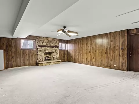 Living - 334 S Walnut St, Itasca, IL 60143 photo 4 of 4