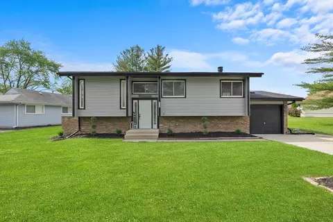 3314 Montmarte Ave, Hazel Crest, IL 60429
