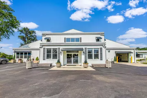 2 S976 Deerpath Rd, Batavia, IL 60510 photo 1