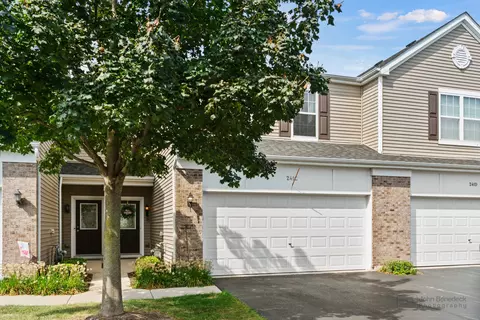 241 Barrett Dr #C, Yorkville, IL 60560