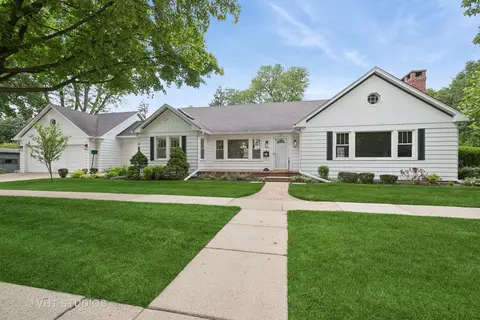 100 N Lancaster St, Mount Prospect, IL 60056