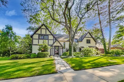 866 Broadview Ave, Highland Park, IL 60035