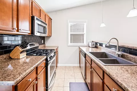 22 Winding Way, Bloomington, IL 61705 photo 9