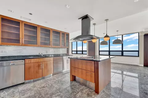 180 E Pearson St #6404, Chicago, IL 60611 photo 8