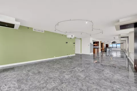 180 E Pearson St #6404, Chicago, IL 60611 photo 4