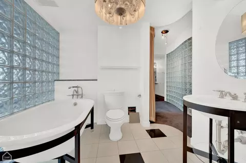 180 E Pearson St #6404, Chicago, IL 60611 photo 17