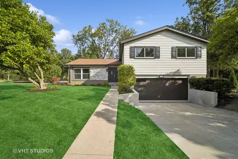 1009 Marvell Ln, Highland Park, IL 60035