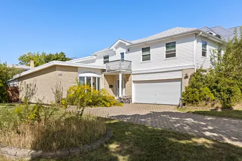 1212 Andrea Ln, Des Plaines, IL 60018
