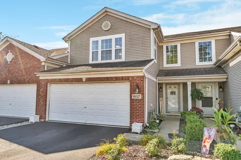 16027 Tiger Dr, Lockport, IL 60441