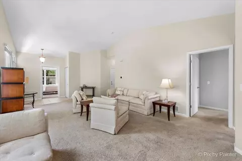 331 Katrina Ln, Algonquin, IL 60102 photo 7