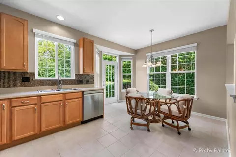 331 Katrina Ln, Algonquin, IL 60102 photo 8