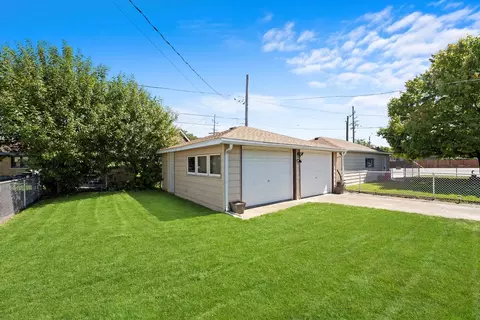 Exterior - 4347 Custer Ave, Lyons, IL 60534 photo 6 of 10