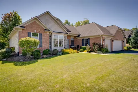 13673 Roosevelt Dr, Huntley, IL 60142