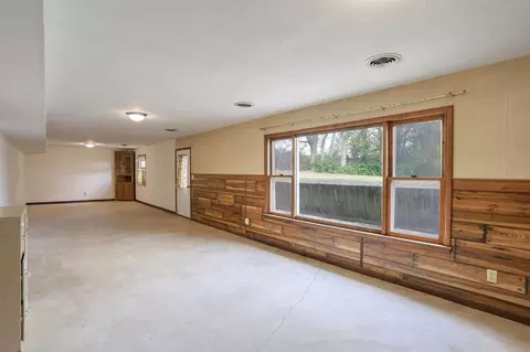 Living - 3269 County Road 1600 E, Rantoul, IL 61866 photo 4 of 4