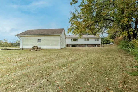 Exterior - 3269 County Road 1600 E, Rantoul, IL 61866 photo 5 of 9