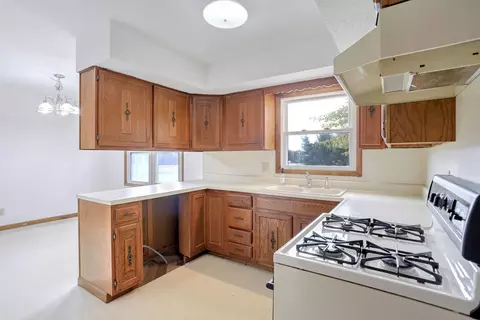 Kitchen - 3269 County Road 1600 E, Rantoul, IL 61866 photo 1 of 3