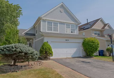 1631 Easton Ct, Gurnee, IL 60031