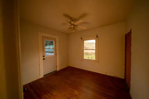 912 Cooper St, Dixon, IL 61021 photo 25