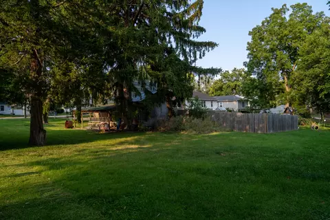 912 Cooper St, Dixon, IL 61021 photo 8