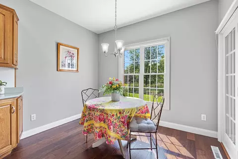 Dining - 33 Arbor Ct, Bloomington, IL 61704 photo 2 of 5