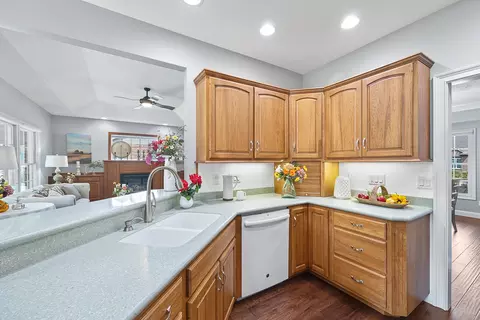 Kitchen - 33 Arbor Ct, Bloomington, IL 61704 photo 6 of 6