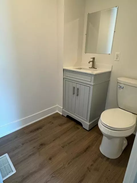 Bath - 209 S 3rd St, Malta, IL 60150 photo 3 of 6