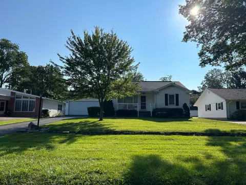 1651 N Walnut St, Danville, IL 61832