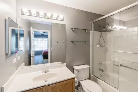 Bath - 64 Cantal Ct, Wheeling, IL 60090 photo 1 of 2