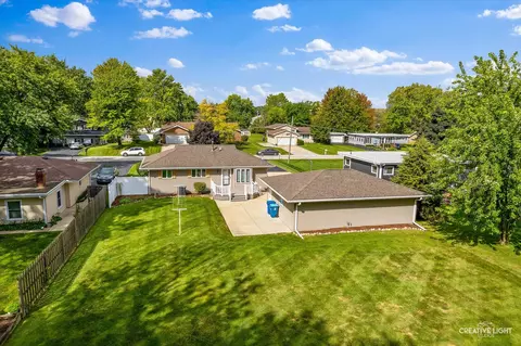 View/Area - 1681 Gary Ave, Aurora, IL 60505 photo 3 of 4