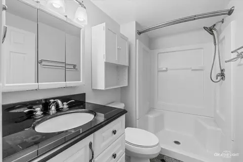 Bath - 1681 Gary Ave, Aurora, IL 60505 photo 2 of 2