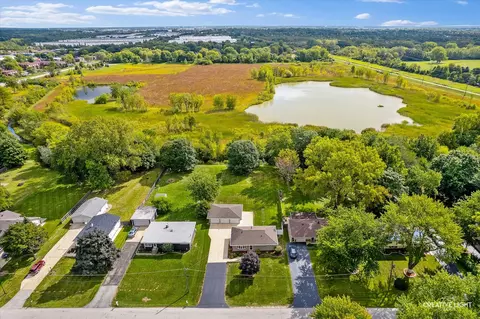 View/Area - 1681 Gary Ave, Aurora, IL 60505 photo 2 of 4