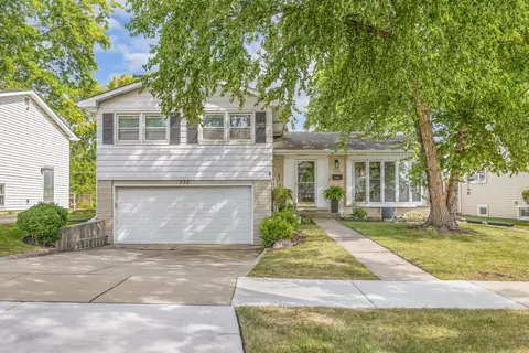 732 Sandy Ln, Des Plaines, IL 60016