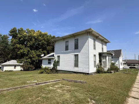 506 Washington St, Prophetstown, IL 61277
