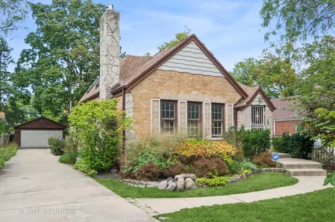 6888 N Tonty Ave, Chicago, IL 60646