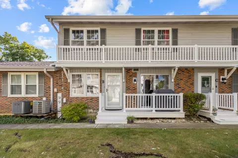 309 Northwestern Ct #B, Bloomingdale, IL 60108