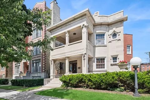 1218 W Winona St, Chicago, IL 60640