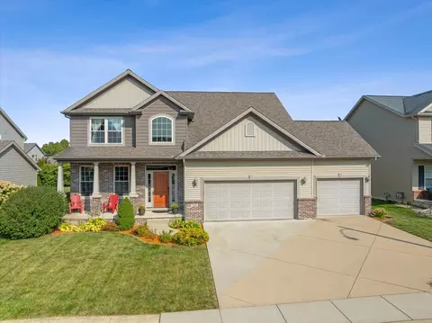 1312 Longford Ln, Bloomington, IL 61704