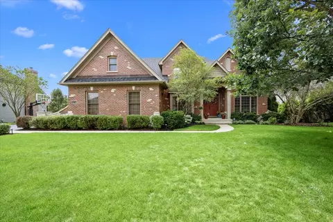 3 N736 Herman Melville Ln, Saint Charles, IL 60175