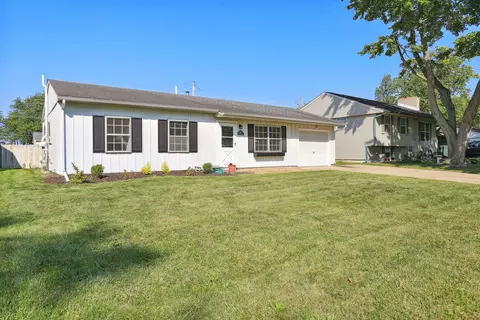 1007 Maplepark Dr, Champaign, IL 61821
