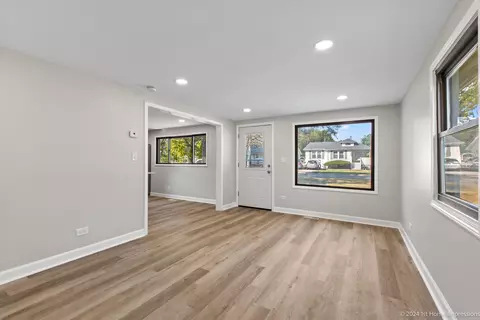 Living - 3537 Morgan St, Steger, IL 60475 photo 2 of 3