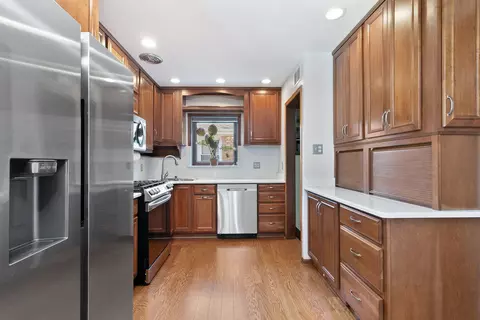 2409 S 6th Ave, North Riverside, IL 60546 photo 7