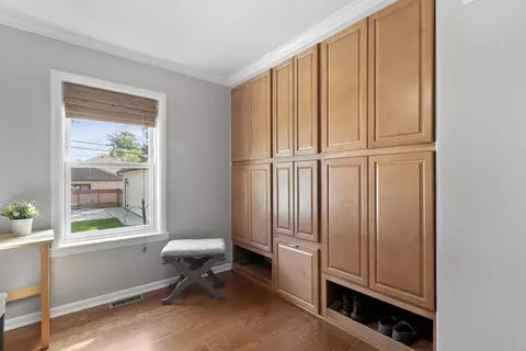 2409 S 6th Ave, North Riverside, IL 60546 photo 12